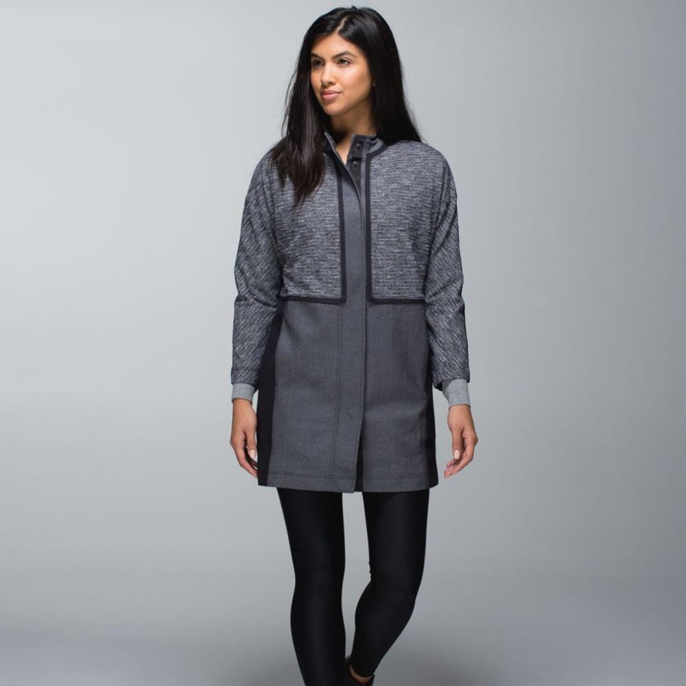 Lululemon Cocoon Car Coat Wicking Luon HW9483b - Picture 2 of 11